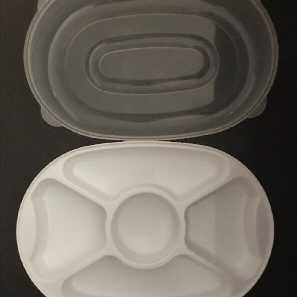 AERO Snack serving tray with cover